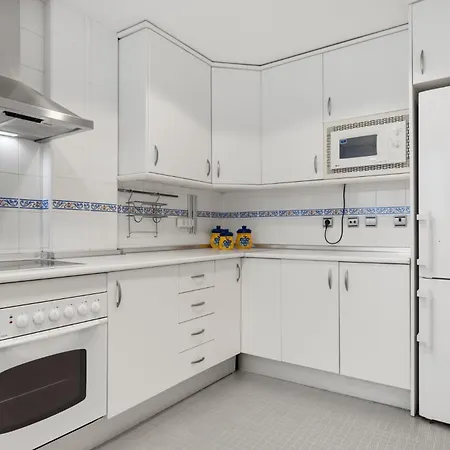 Cozy At Location 마르베야