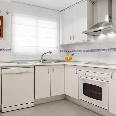 Cozy At Location Apartment