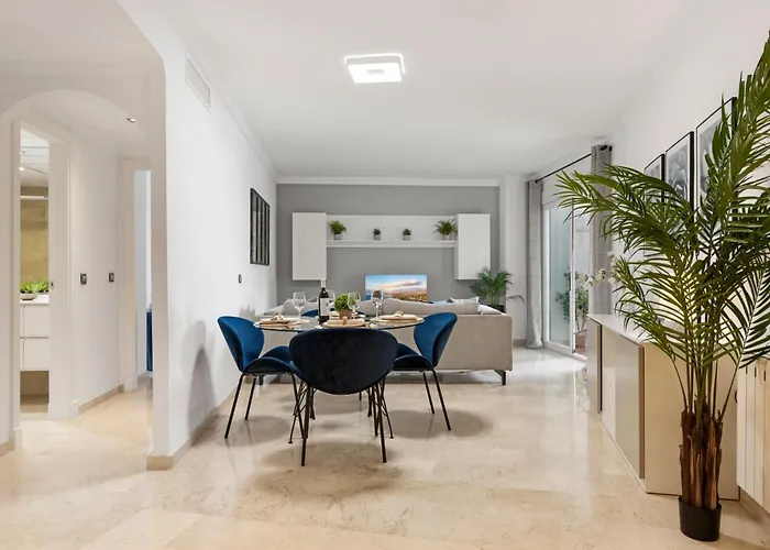 Cozy At Location Apartment